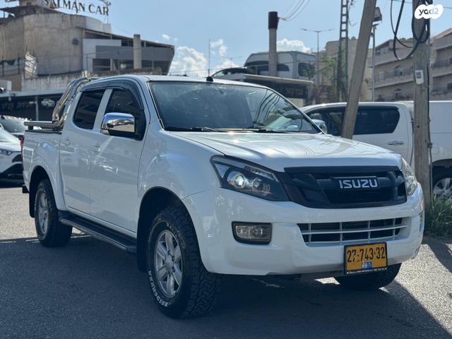 איסוזו די-מקס