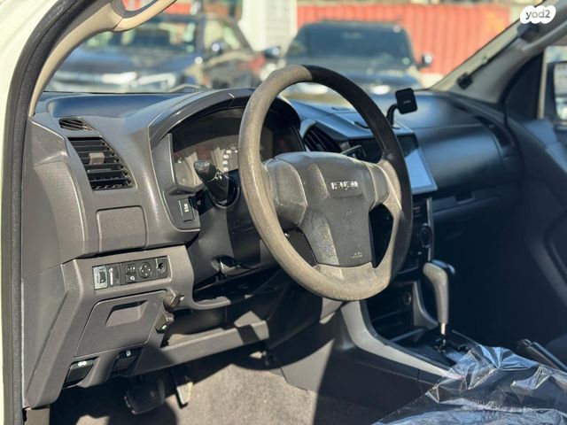 איסוזו די-מקס