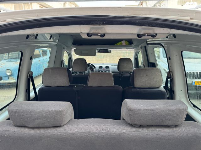 פולקסווגן קאדי