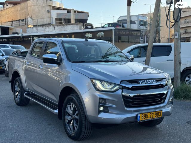 איסוזו די-מקס