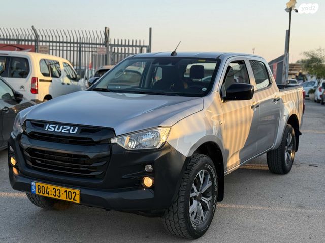 איסוזו די-מקס