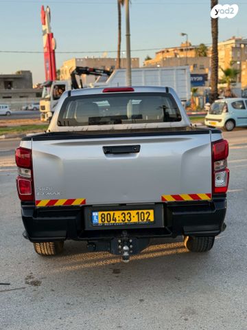 איסוזו די-מקס