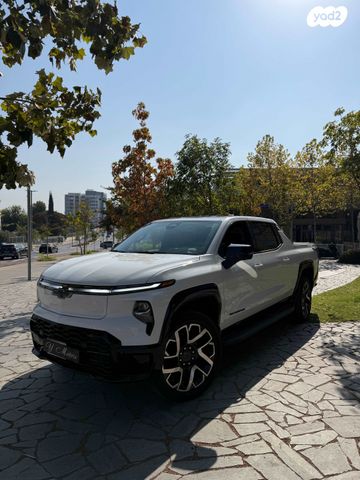 מודעת רכב שברולט סילברדו EV
