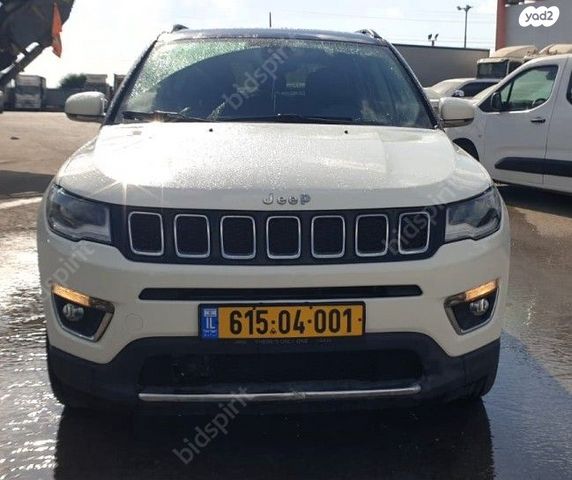 מודעת רכב ג'יפ קומפאס