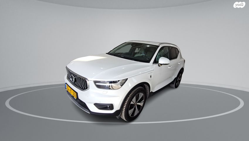 וולוו XC40