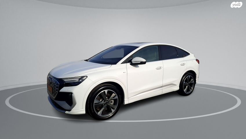 אאודי Q4 e-tron