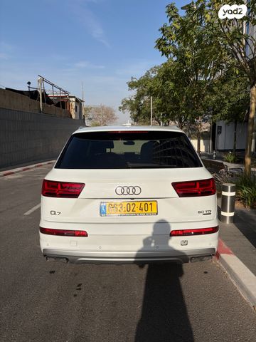 אאודי Q7