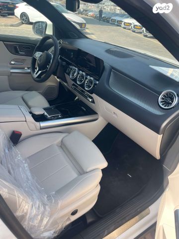 מרצדס-בנץ GLA