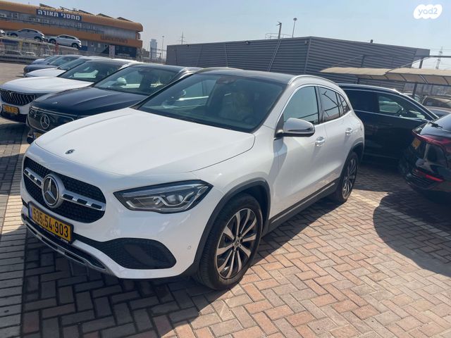 מודעת רכב מרצדס-בנץ GLA