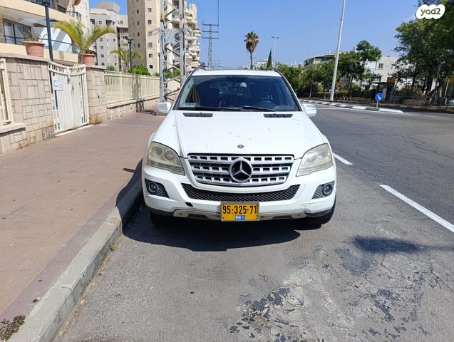 מודעת רכב מרצדס-בנץ ML