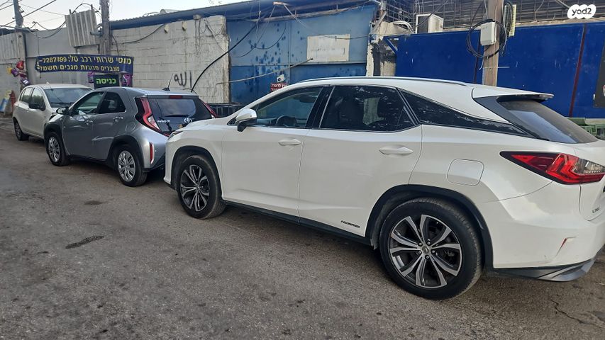 מודעת רכב לקסוס RX