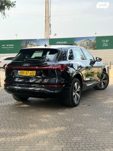 אאודי Q8 e-tron