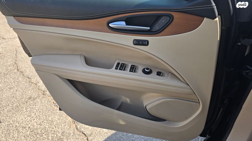 אלפא רומיאו סטלביו