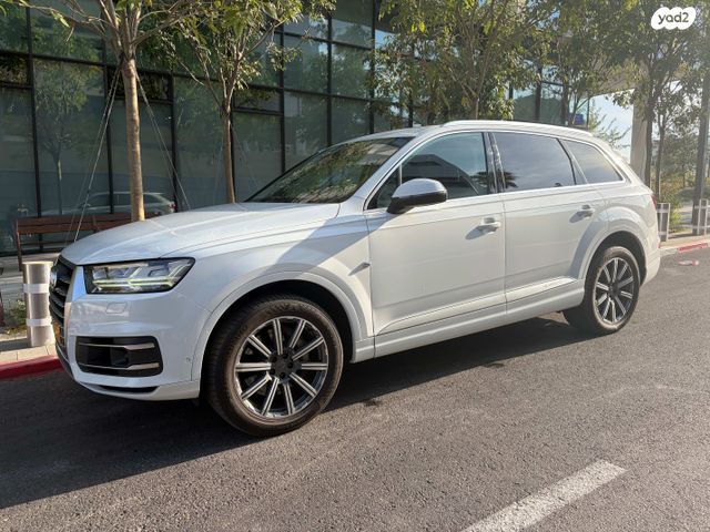 אאודי Q7