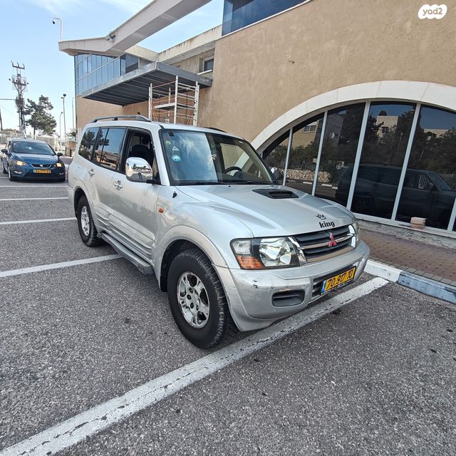 מיצובישי פג'רו