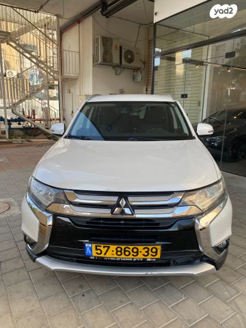 מיצובישי אאוטלנדר