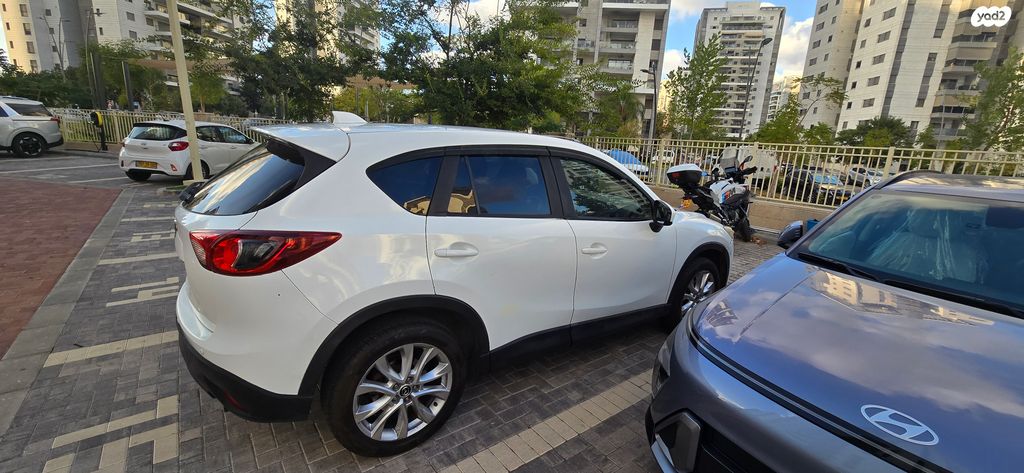 מודעת רכב מאזדה CX-5
