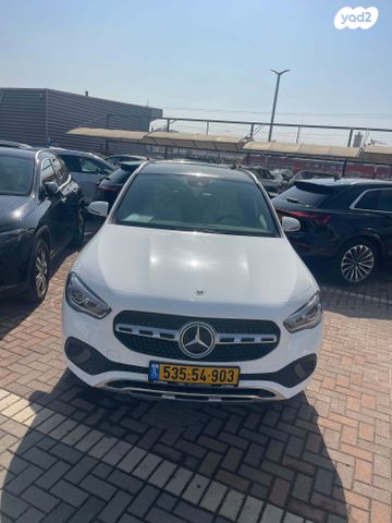 מרצדס-בנץ GLA