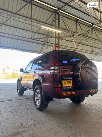 טויוטה לנד קרוזר