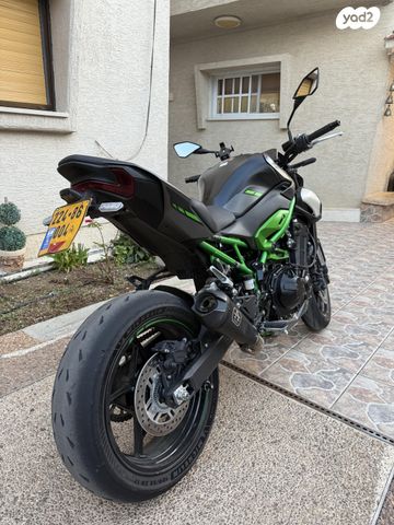 מודעת רכב קאוואסאקי Z900
