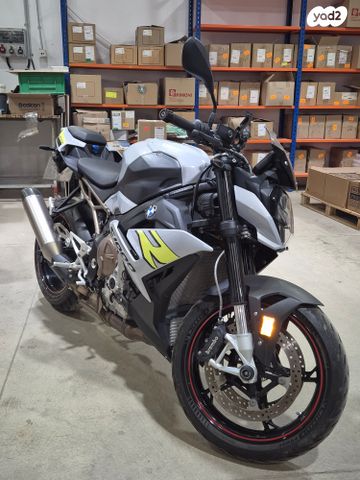 ב.מ.וו S1000R