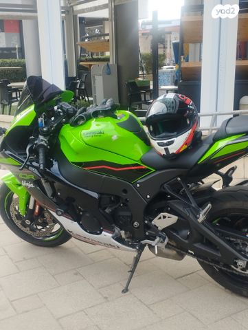 קאוואסאקי נינג'ה ZX 10R
