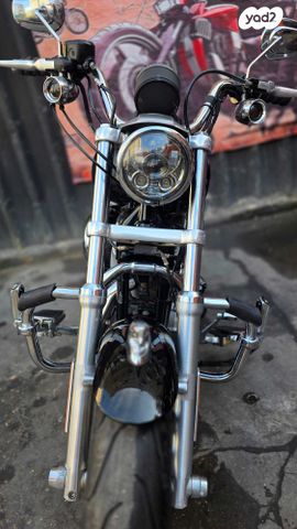 הרלי דיווידסון סופרלואו 883