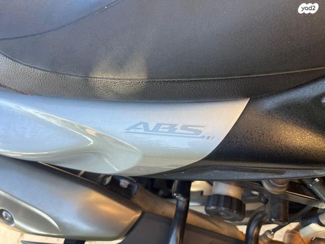 סוזוקי DL650 וי-סטרום