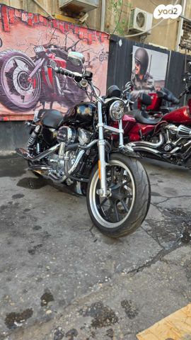 הרלי דיווידסון סופרלואו 883