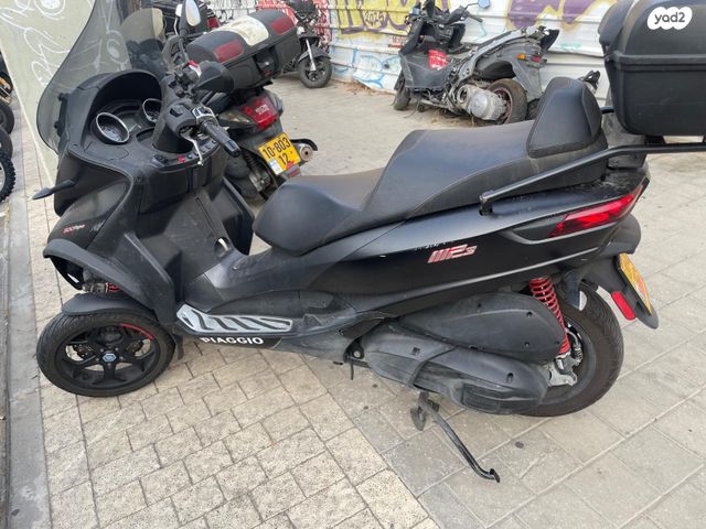 מודעת רכב פיאג'ו MP3 500