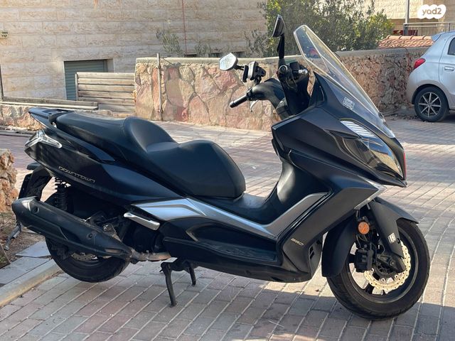 מודעת רכב קימקו דאון-טאון 350