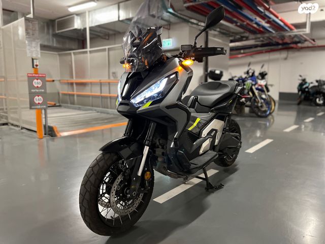 הונדה X-ADV750