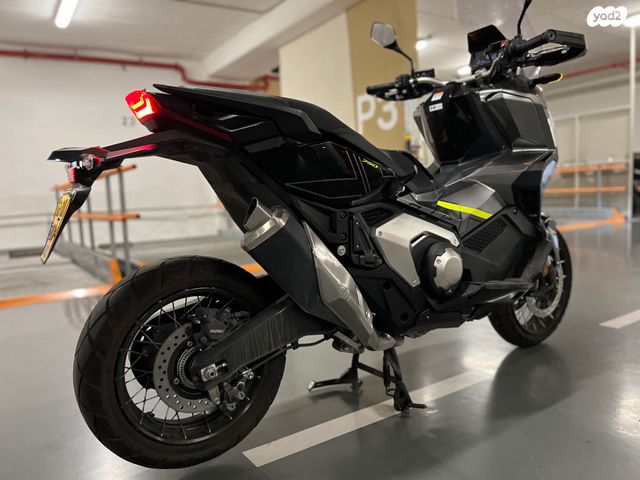 הונדה X-ADV750