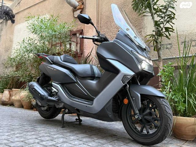 סאן יאנג מקסים 400