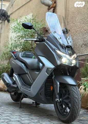 סאן יאנג מקסים 400