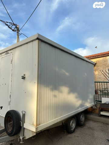 מודעת רכב נגרר (קראוון נגרר)