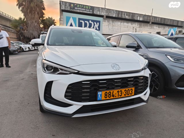 מודעת רכב אם ג'י ZS