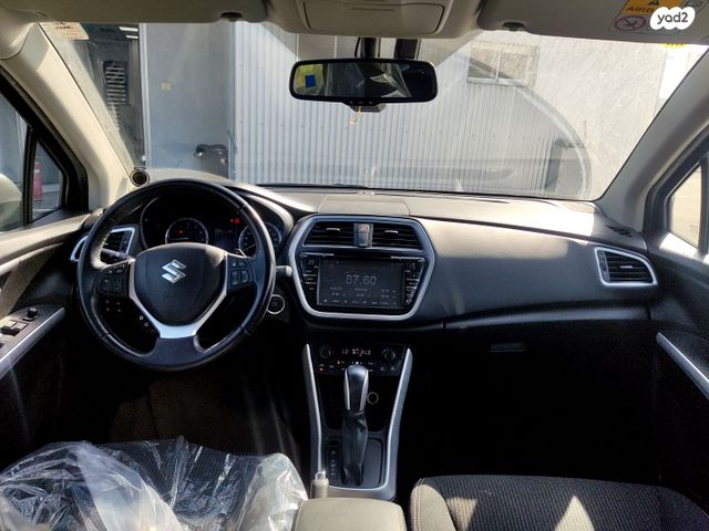 סוזוקי קרוסאובר