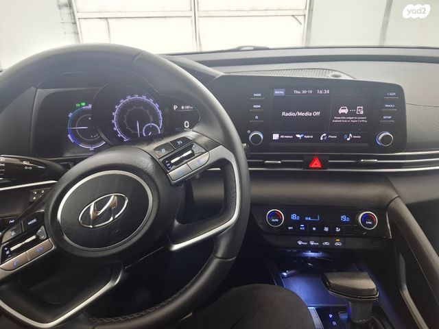 יונדאי אלנטרה