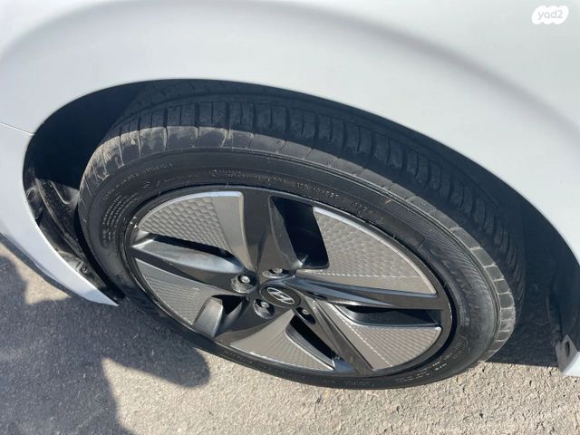 יונדאי איוניק