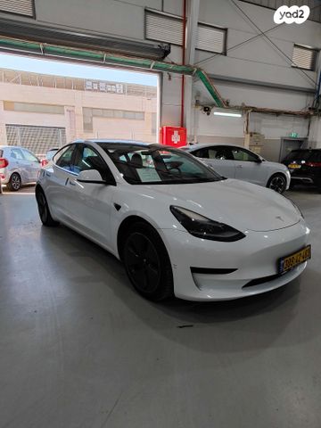 מודעת רכב טסלה מודל 3