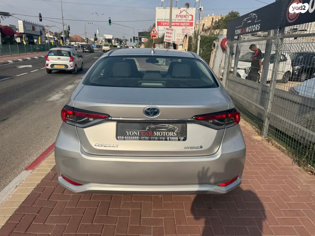 טויוטה קורולה