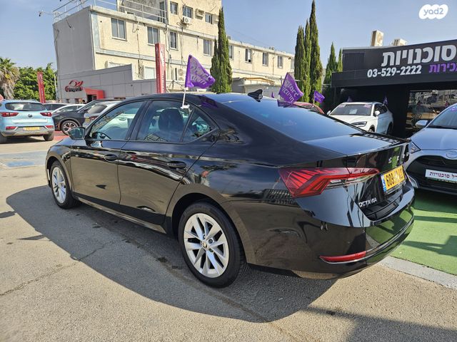 סקודה אוקטביה