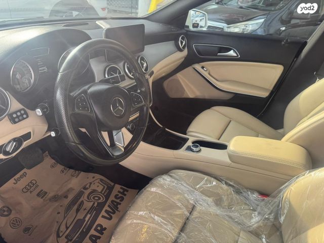 מרצדס-בנץ CLA