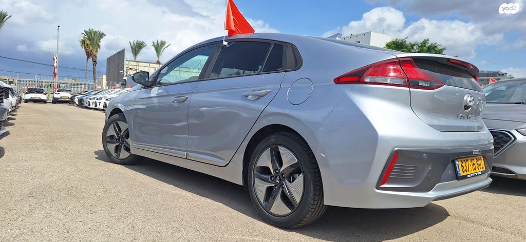 יונדאי איוניק