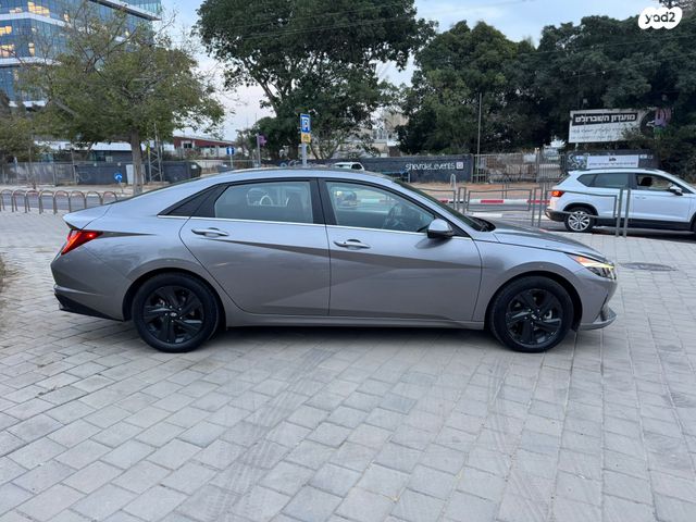 יונדאי אלנטרה