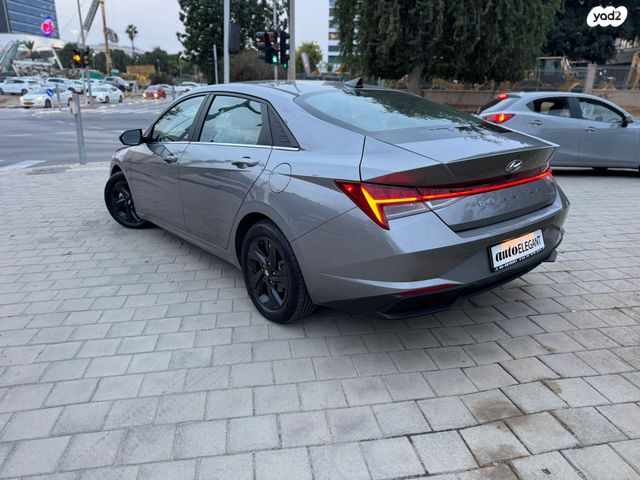 יונדאי אלנטרה