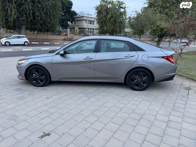 יונדאי אלנטרה