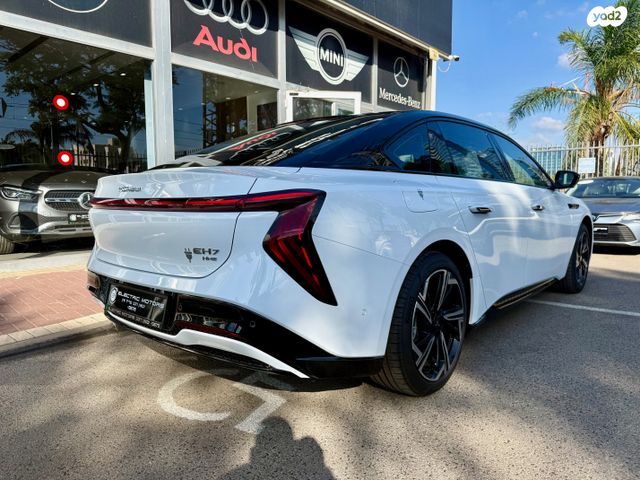 הונגצ'י הוסדו