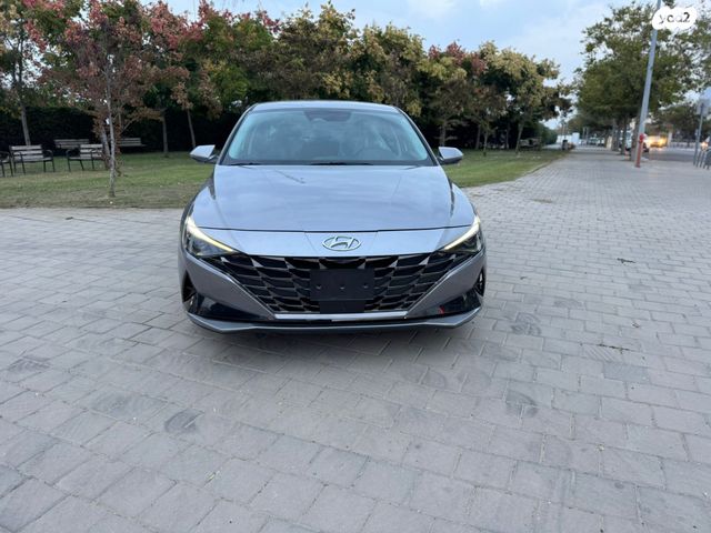 יונדאי אלנטרה